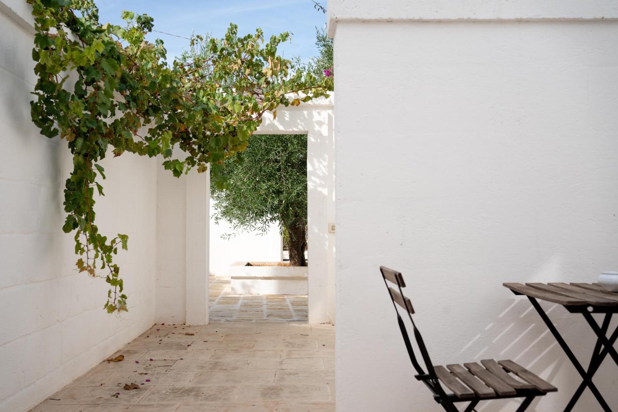 Oltre Gli Ulivi Bed & Breakfast Ostuni Eksteriør bilde